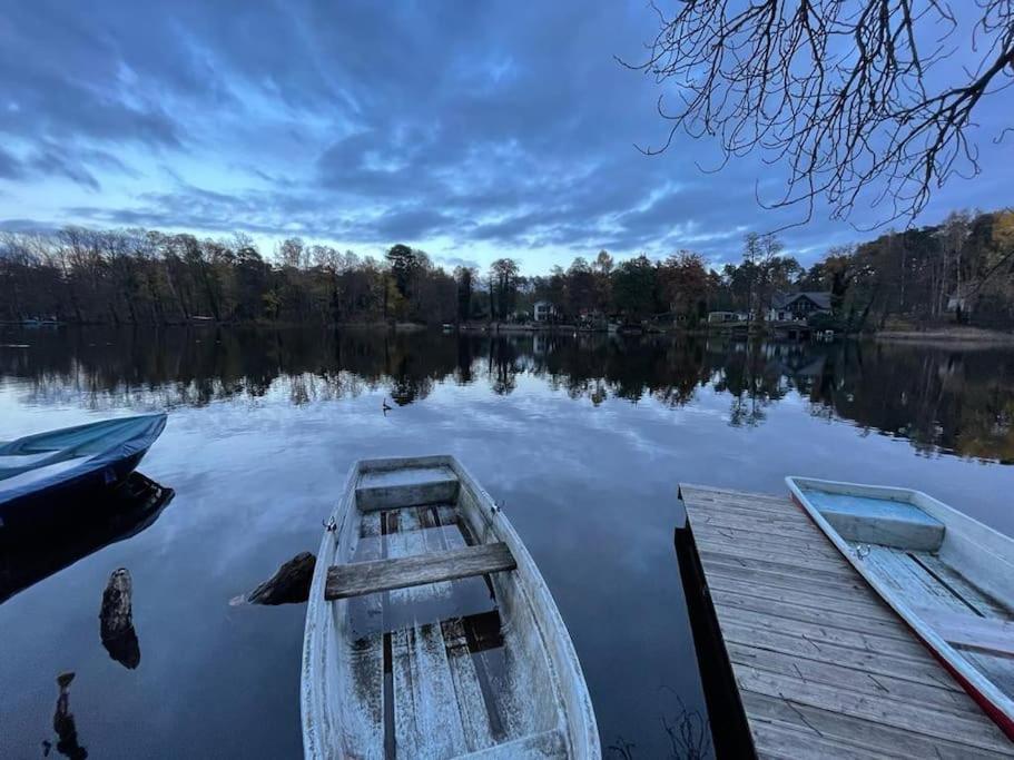 Modernes Ferienhaus Mit 3 Schlafzimmern In Der Naehe Vom Scharmuetzelsee Wendisch Rietz Luaran gambar